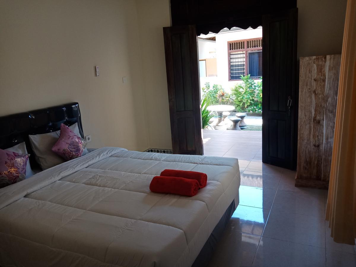Twins Homestay Canggu Exteriör bild